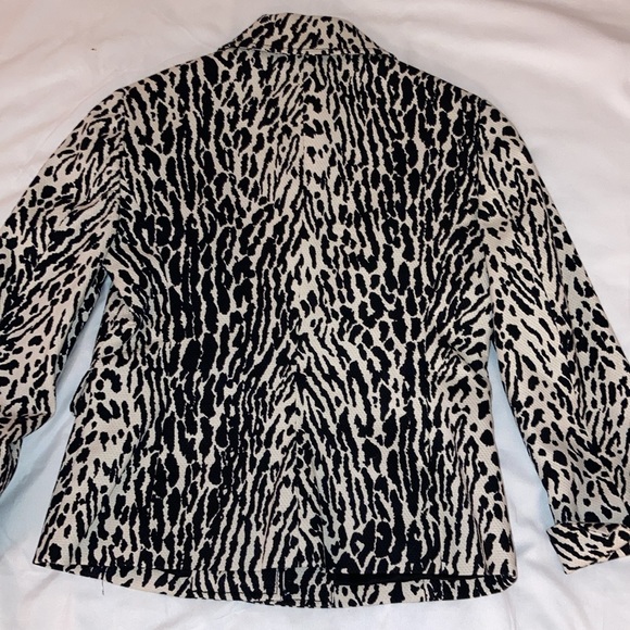 TALBOTS PETITES Animal Print Textured Jacket - Picture 9 of 9